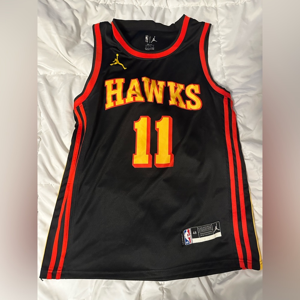Trae young hawks jersey